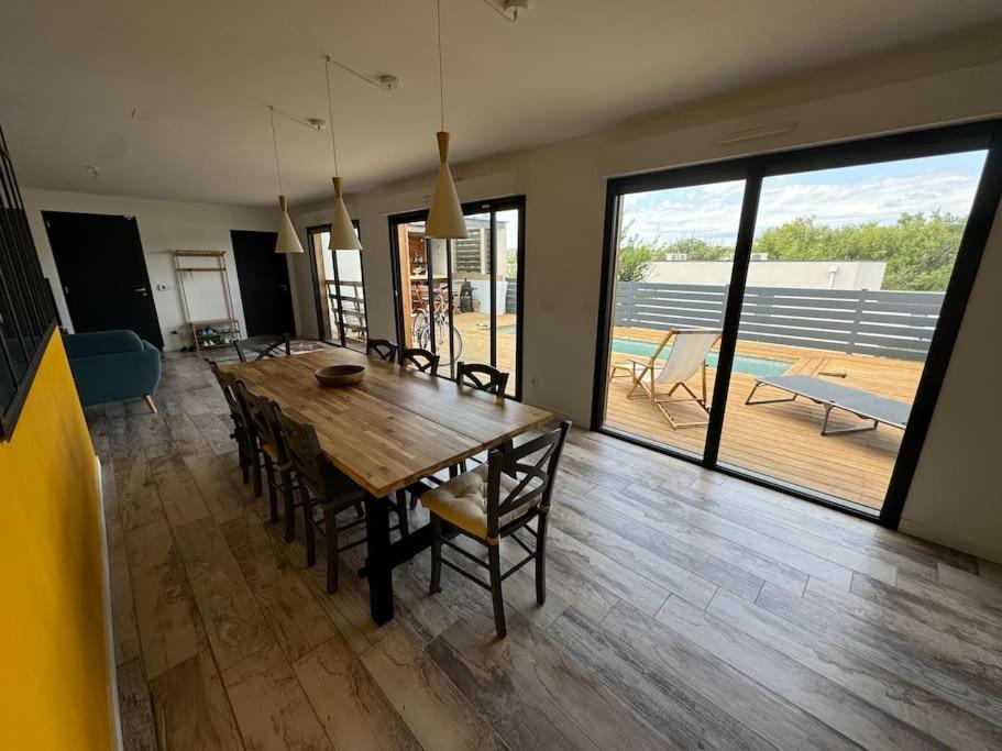Luxury Villa With Pool And View Juvignac Extérieur photo