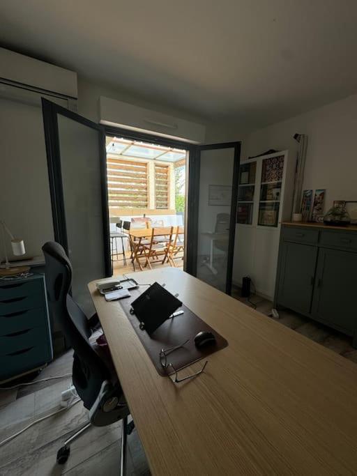 Luxury Villa With Pool And View Juvignac Extérieur photo
